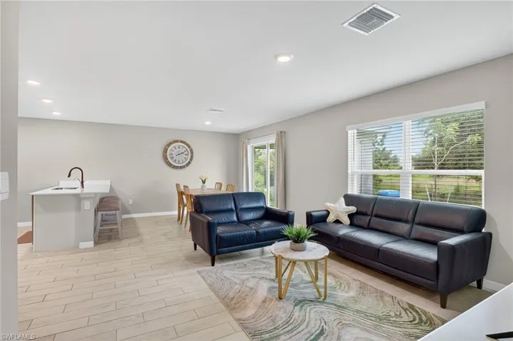 3013 41st St Sw, Lehigh Acres, Florida 33976