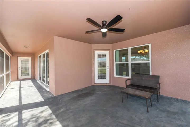 View of patio / terrace with ceiling fan