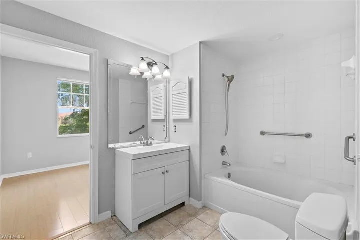 7905 Preserve Cir 126, Naples, Florida 34119