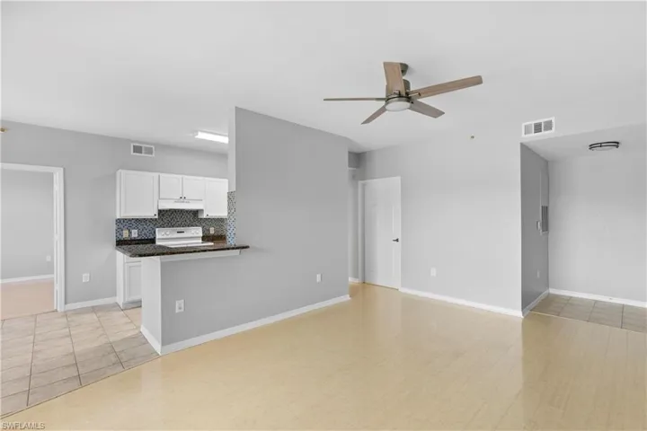 7905 Preserve Cir 126, Naples, Florida 34119