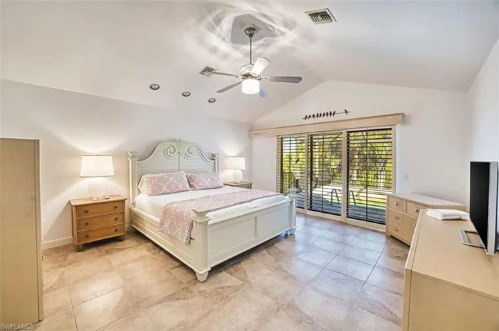 4960 Joewood Dr, Sanibel, Florida 33957