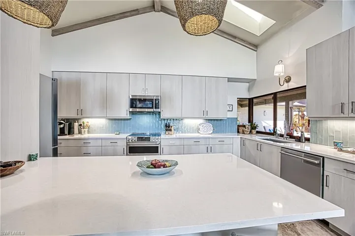 4960 Joewood Dr, Sanibel, Florida 33957