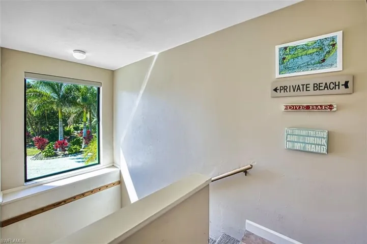 4960 Joewood Dr, Sanibel, Florida 33957