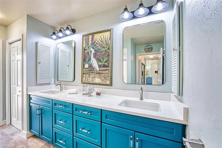 4960 Joewood Dr, Sanibel, Florida 33957