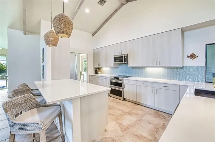 4960 Joewood Dr, Sanibel, Florida 33957