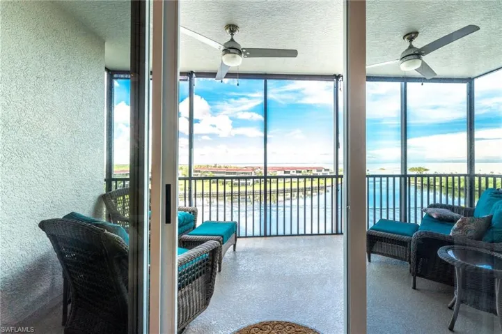 3313 Sunset Key Cir 402, Punta Gorda, Florida 33955