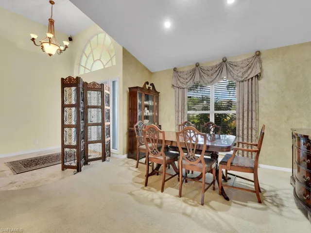 Formal Dining Room & Foyer