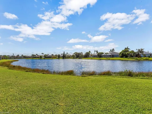 Peaceful & Serene View Of The Lake
