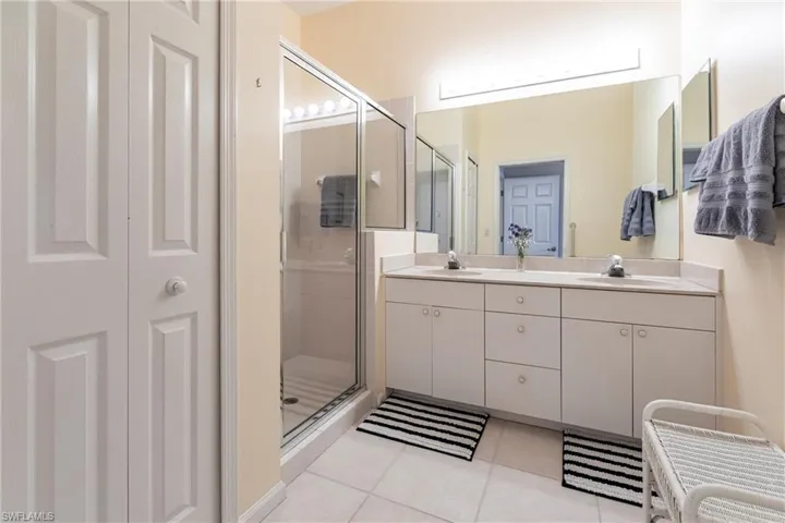 Ensuite Master Bathroom
