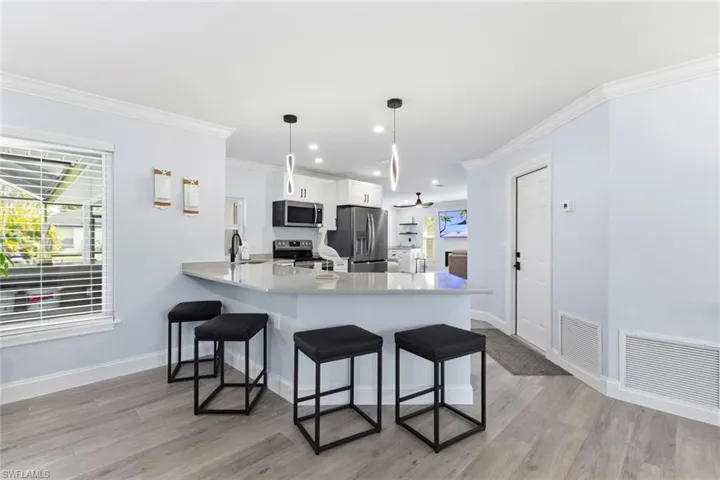 6048 Perthshire Ln, Fort Myers, Florida 33908