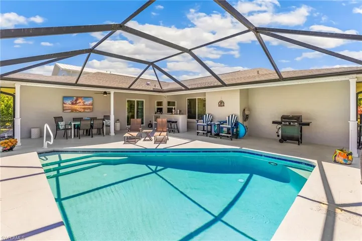 6048 Perthshire Ln, Fort Myers, Florida 33908