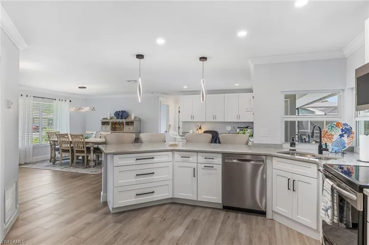 6048 Perthshire Ln, Fort Myers, Florida 33908