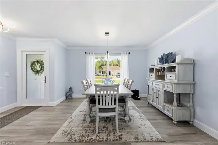 6048 Perthshire Ln, Fort Myers, Florida 33908