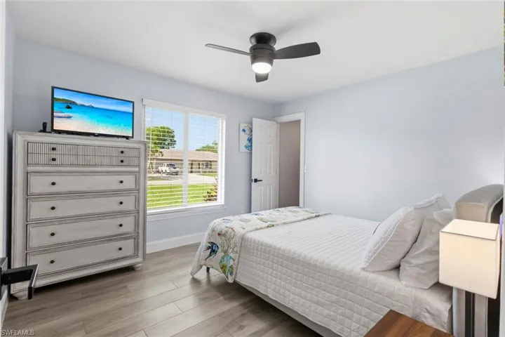 6048 Perthshire Ln, Fort Myers, Florida 33908