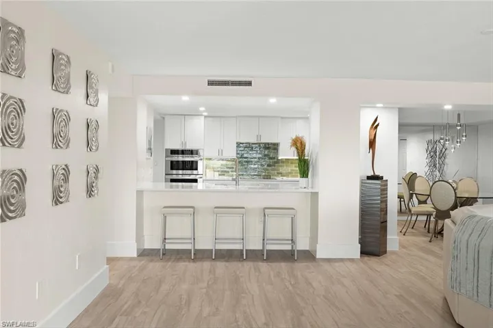 5601 Turtle Bay Dr 302, Naples, Florida 34108