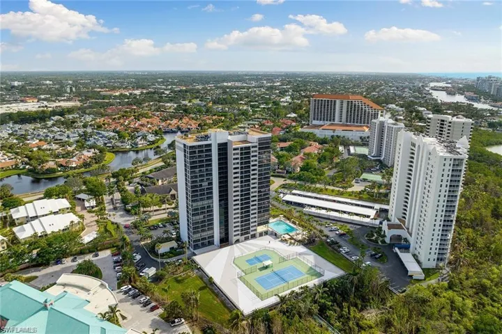 5601 Turtle Bay Dr 302, Naples, Florida 34108