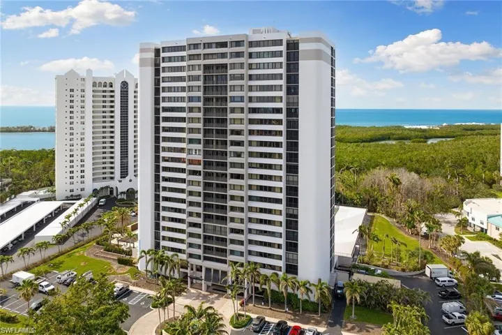 5601 Turtle Bay Dr 302, Naples, Florida 34108