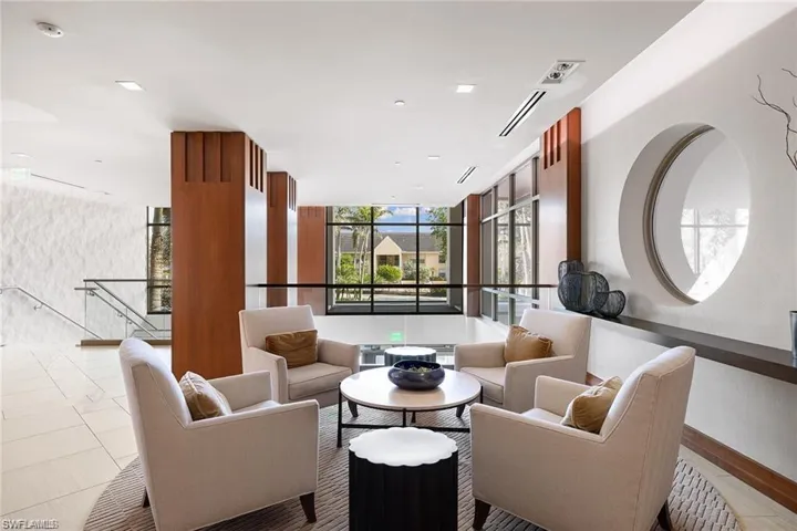5601 Turtle Bay Dr 302, Naples, Florida 34108