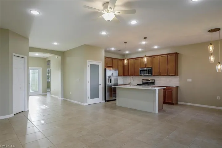 3305 Magnolia Landing Ln, North Fort Myers, Florida 33917