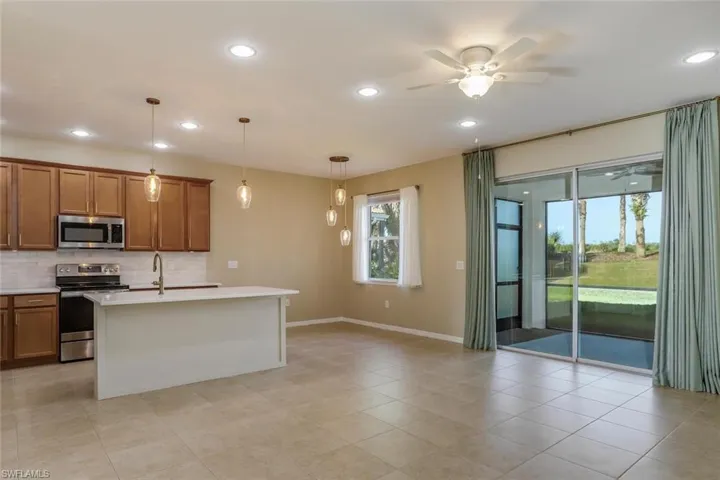 3305 Magnolia Landing Ln, North Fort Myers, Florida 33917