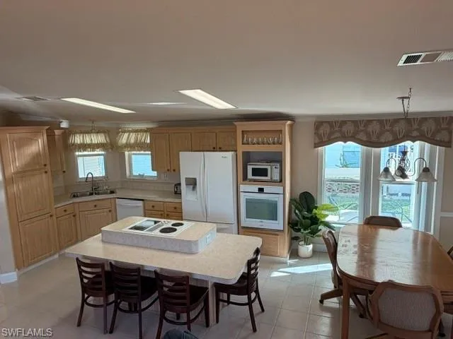 16207 Durham Ave, Fort Myers, Florida 33908