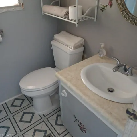 27530  Hale  DR, Bonita Springs, FL 34135