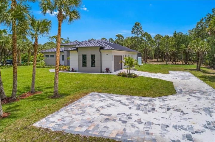 172  11th SW ST, Naples, FL 34117