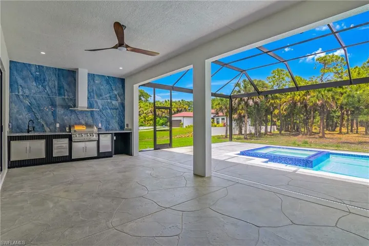 172  11th SW ST, Naples, FL 34117