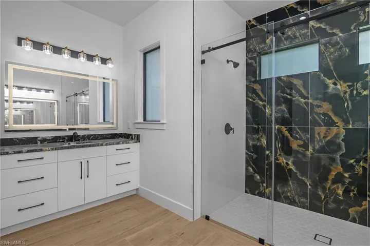 172  11th SW ST, Naples, FL 34117