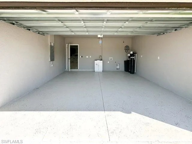 811  Milwaukee  BLVD, Lehigh Acres, FL 33974