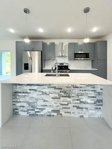 811  Milwaukee  BLVD, Lehigh Acres, FL 33974