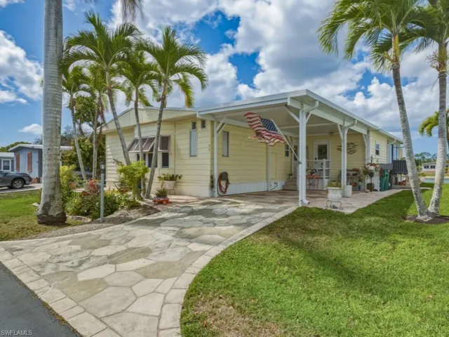 32  Covey  LN, Naples, FL 34114