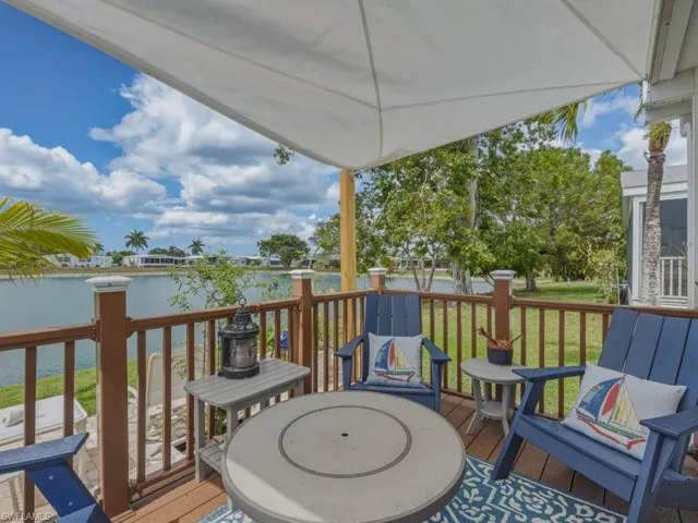32  Covey  LN, Naples, FL 34114