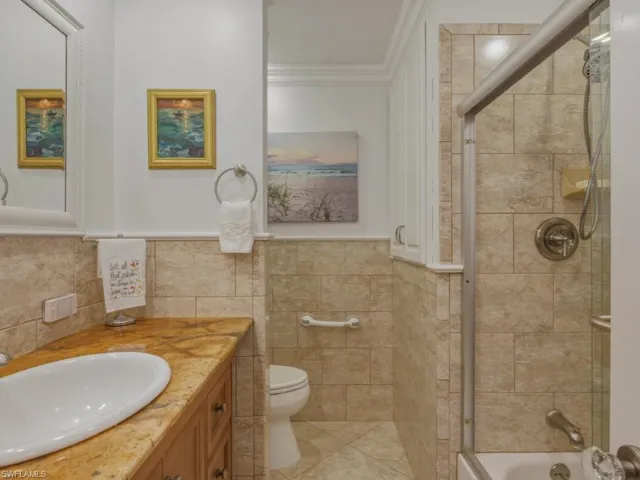 32  Covey  LN, Naples, FL 34114