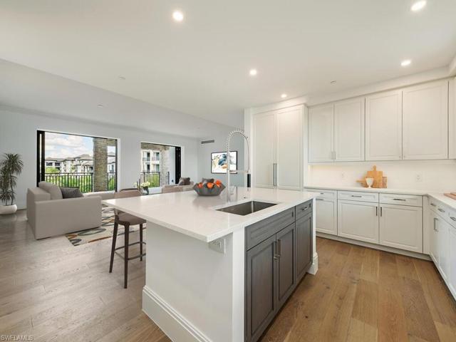 Enjoy entertaining in this perfectly designed kitchen. Virtually Staged Chef's Kitchen