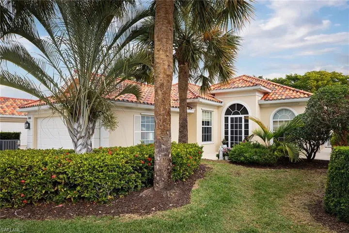 3822  Huelva  CT, Naples, FL 34109