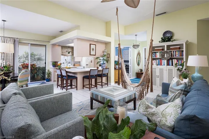 3822  Huelva  CT, Naples, FL 34109