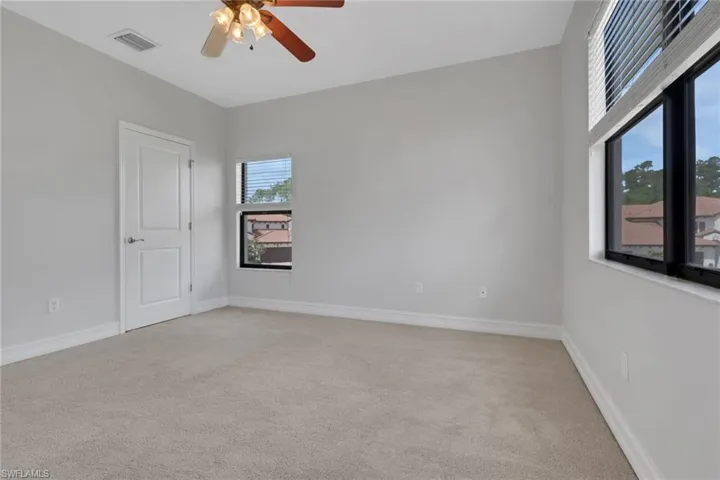 7738 Bristol Cir, Naples, Florida 34120