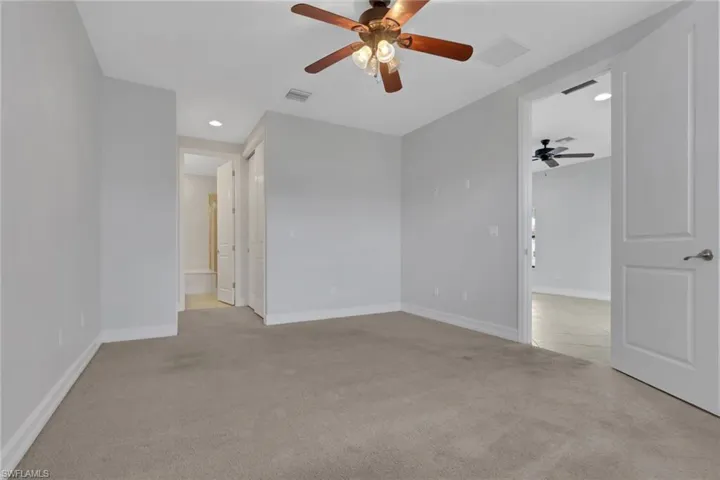 7738 Bristol Cir, Naples, Florida 34120