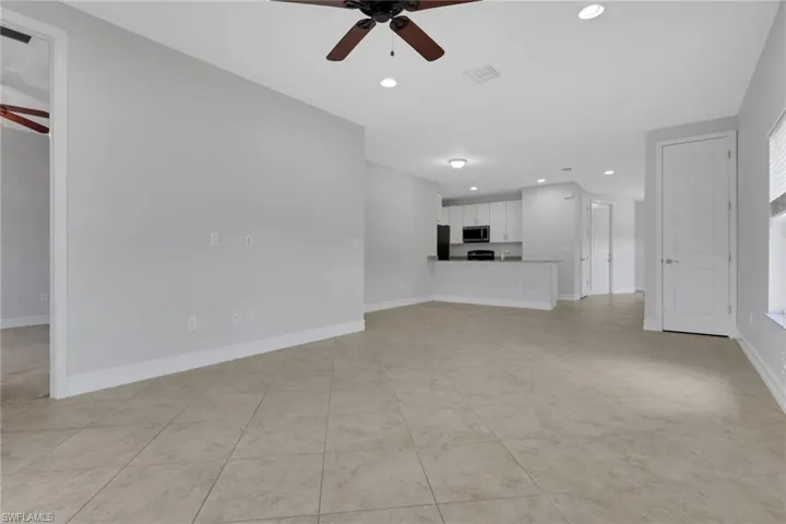 7738 Bristol Cir, Naples, Florida 34120