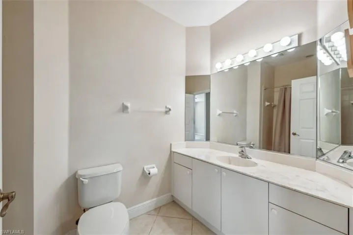 5701 Heron Ln # 704, Naples Fl 34110