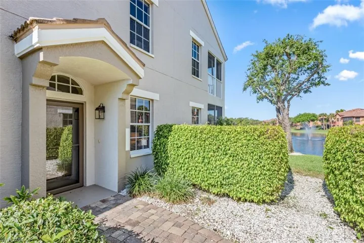5701 Heron Ln # 704, Naples Fl 34110
