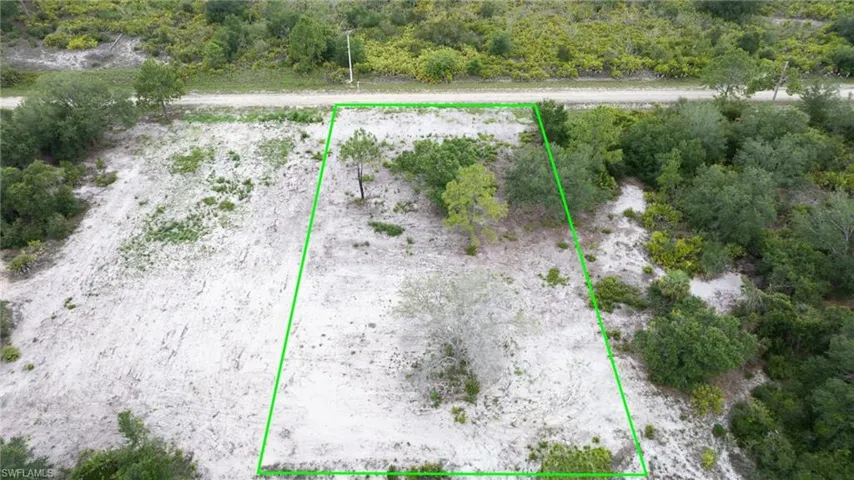 Aerial view of property's location with property boundaries highlighted