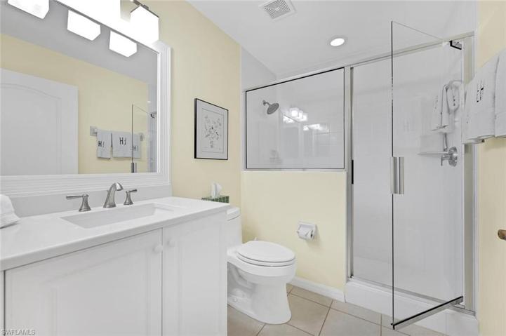 2nd Master Bath