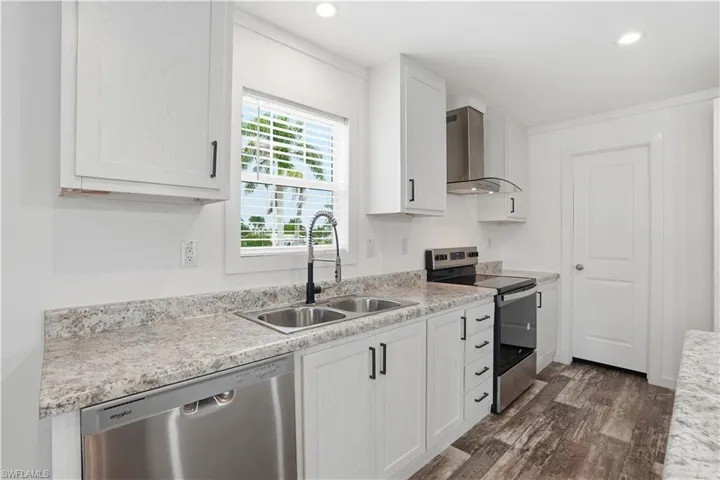 7 Birch Blvd, Fort Myers, Florida 33908