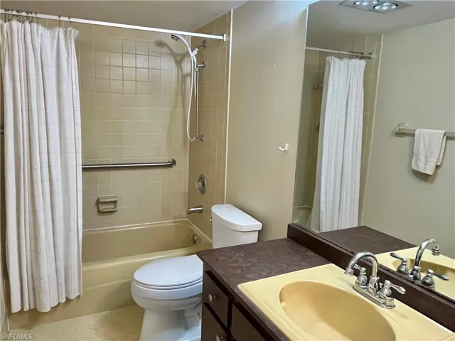 1356 Myerlee Country Club Blvd 2, Fort Myers, Florida 33919