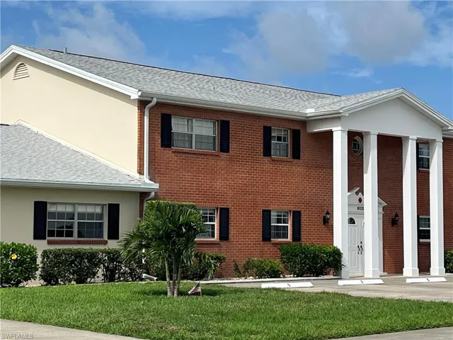 1356 Myerlee Country Club Blvd 2, Fort Myers, Florida 33919