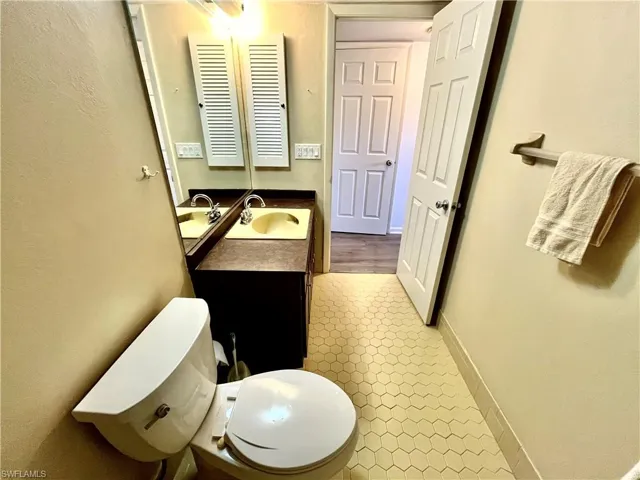 1356 Myerlee Country Club Blvd 2, Fort Myers, Florida 33919