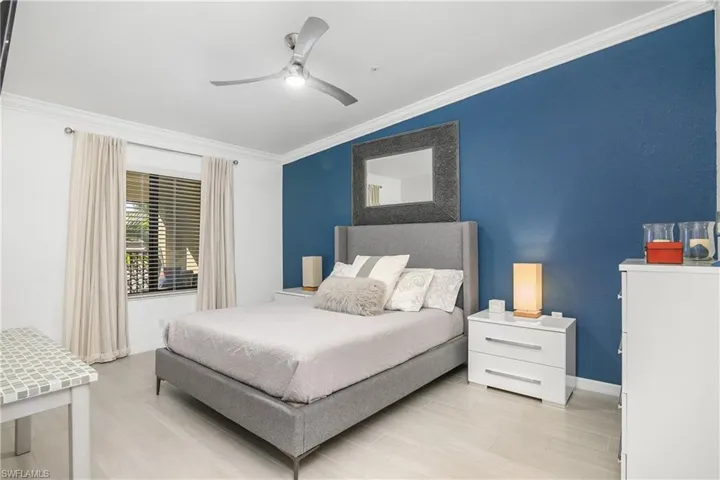9525  Avellino  WAY, Naples, FL 34113