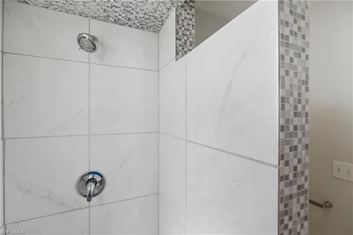 1505 Ne 6th Pl, Cape Coral, Florida 33909